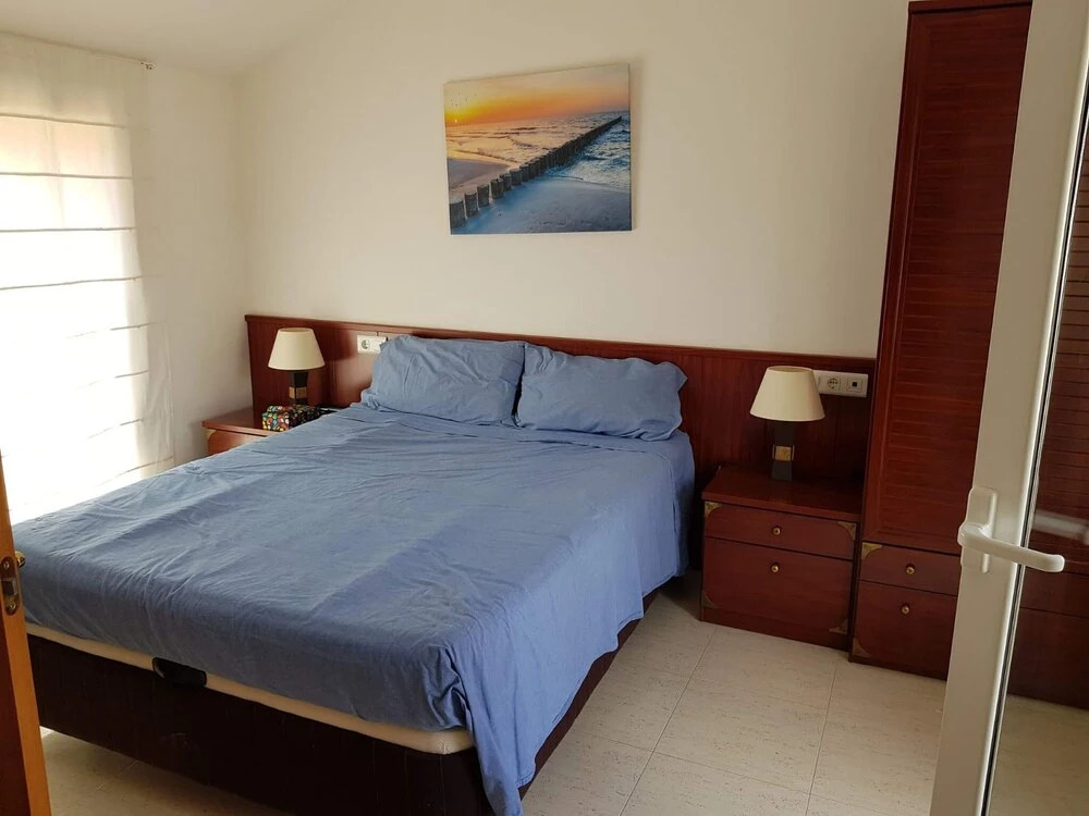 Lovely Holiday Home in Fràncas with Hot Tub