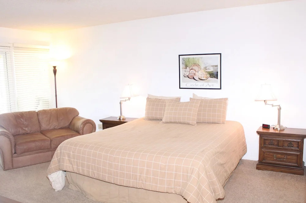 Deanza: Pattyâ€™s Place: Swim, Golf, & Relax 2 Bedroom Condo