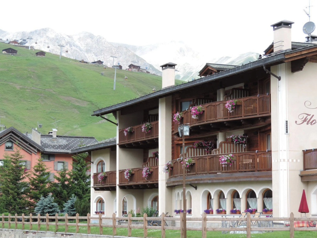 Hotel Flora