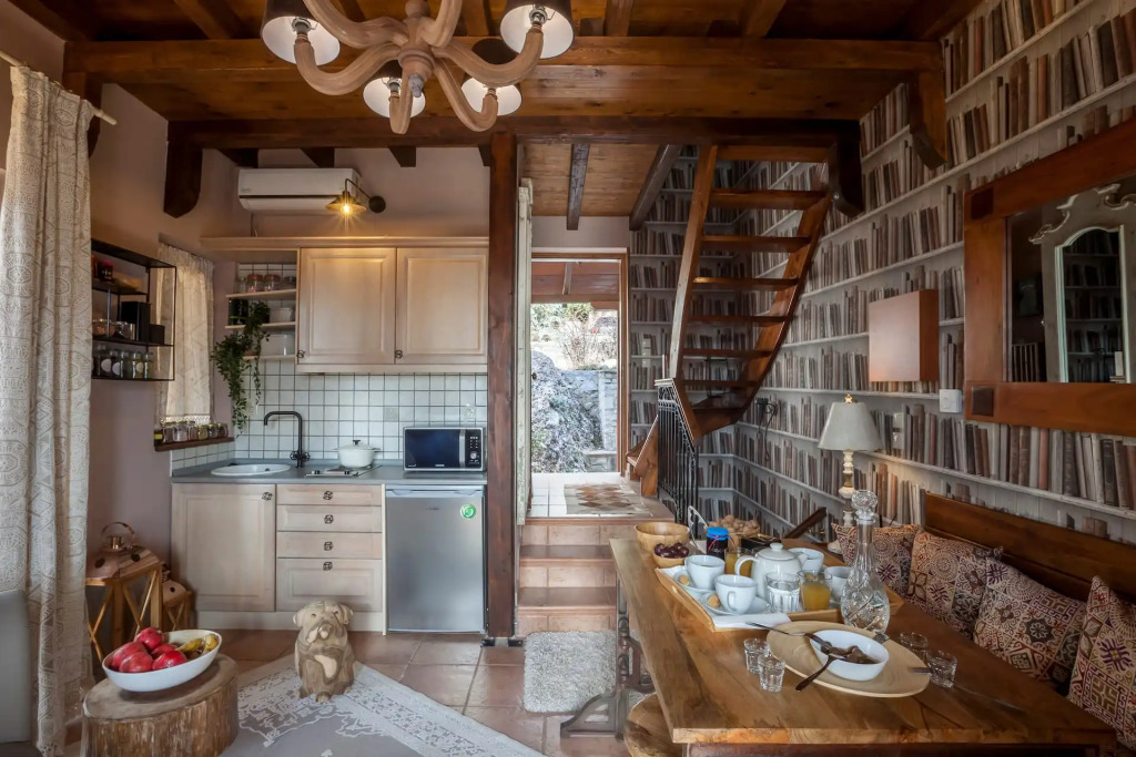 Rock Dandy Deluxe Chalet - Panoramic Mountains & Sauna