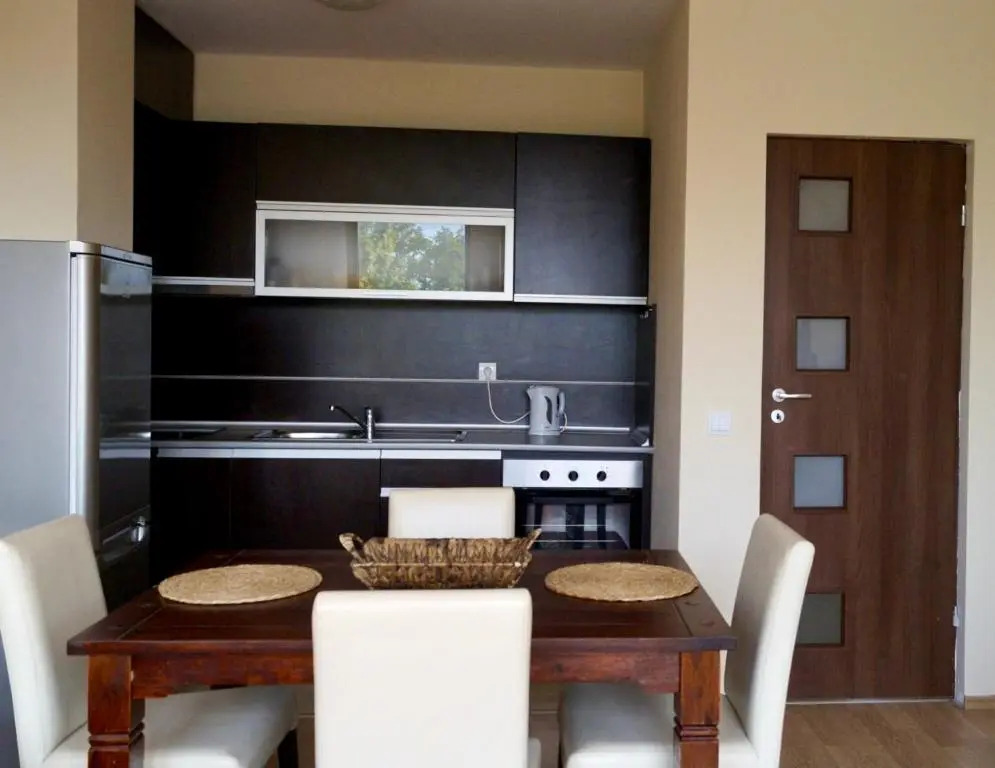 Super Centre Apartment - 3 min from the beach