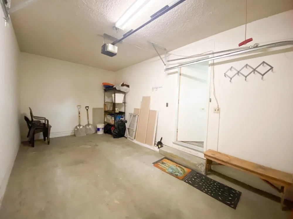 Chateau Sierra #41 3 Bedrooms 2 Bathrooms Condo
