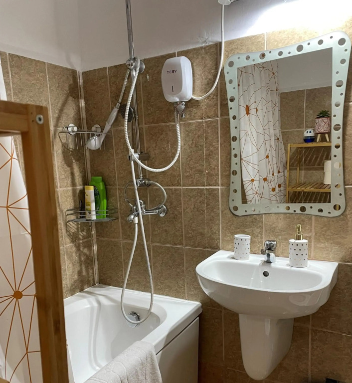 Cozy and Clean Apartment, near National Arena