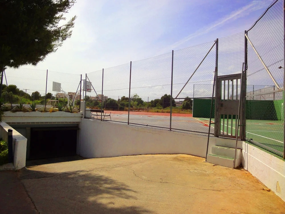 Suitur Alorda Park