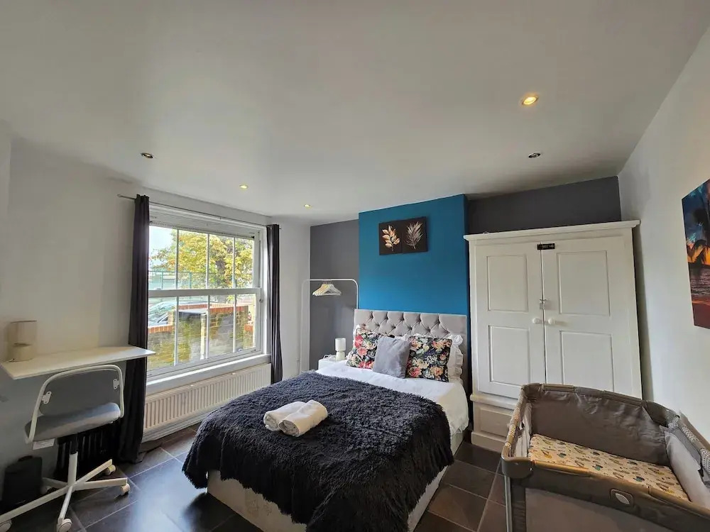 Cozy 4 Bedroom House in the Heart of Brixton