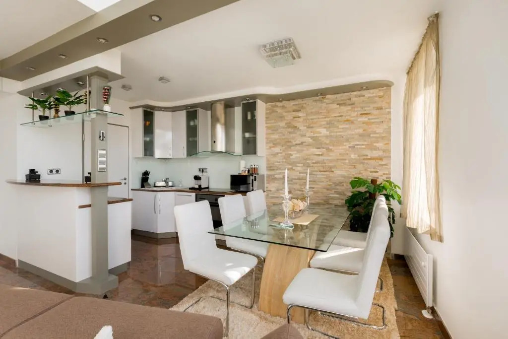 Panorama Dream Home w 3BDR, A/C, Garage & Jacuzzi