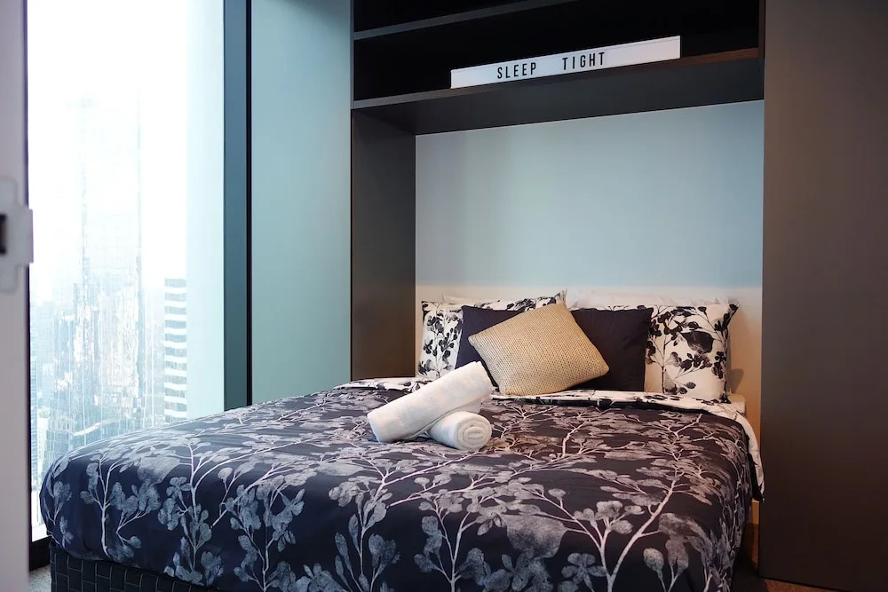 Victoria One 2 Bedroom, 2 Bathroom Apartment