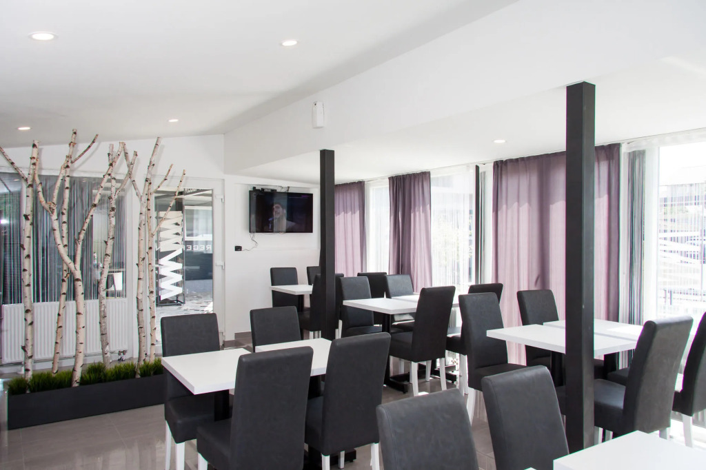 Hotel Cool Zagreb Airport