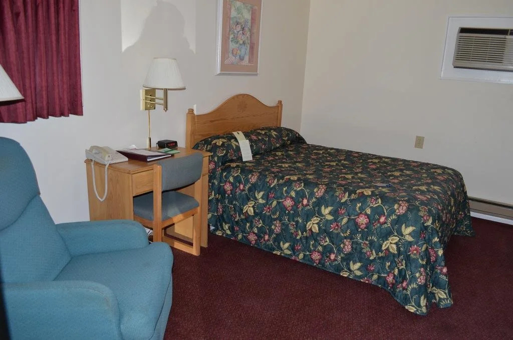 Airport Inn