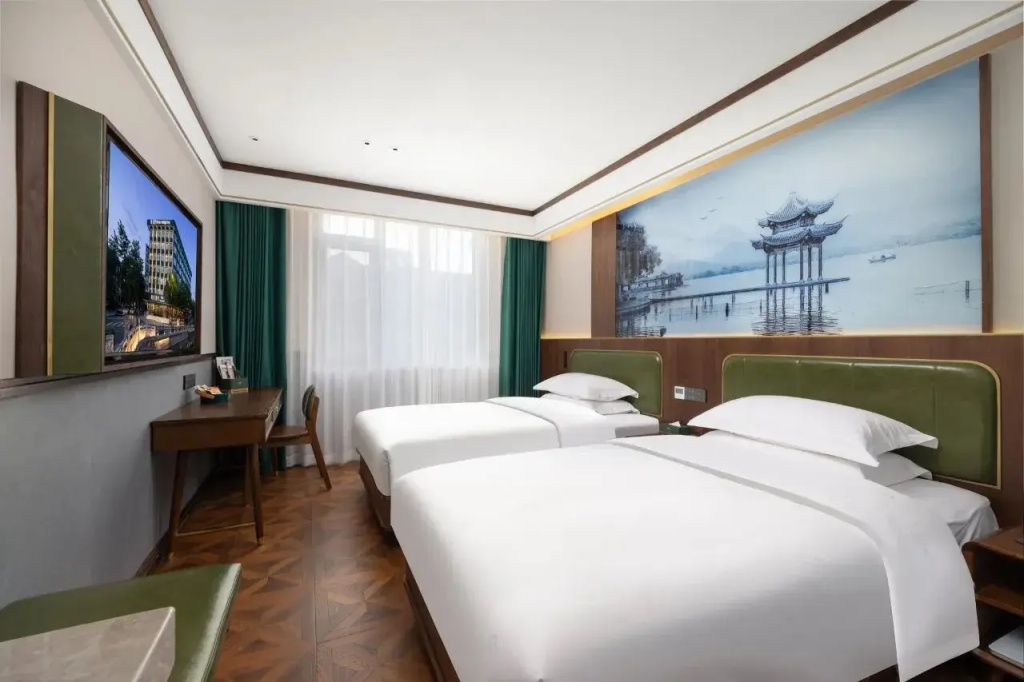 Nostalgia Hotel (West lake Hangzhou)
