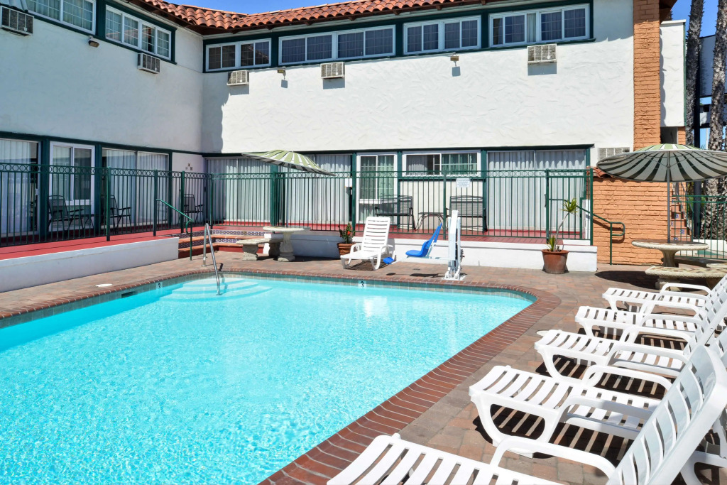 Americas Best Value Inn Loma Lodge