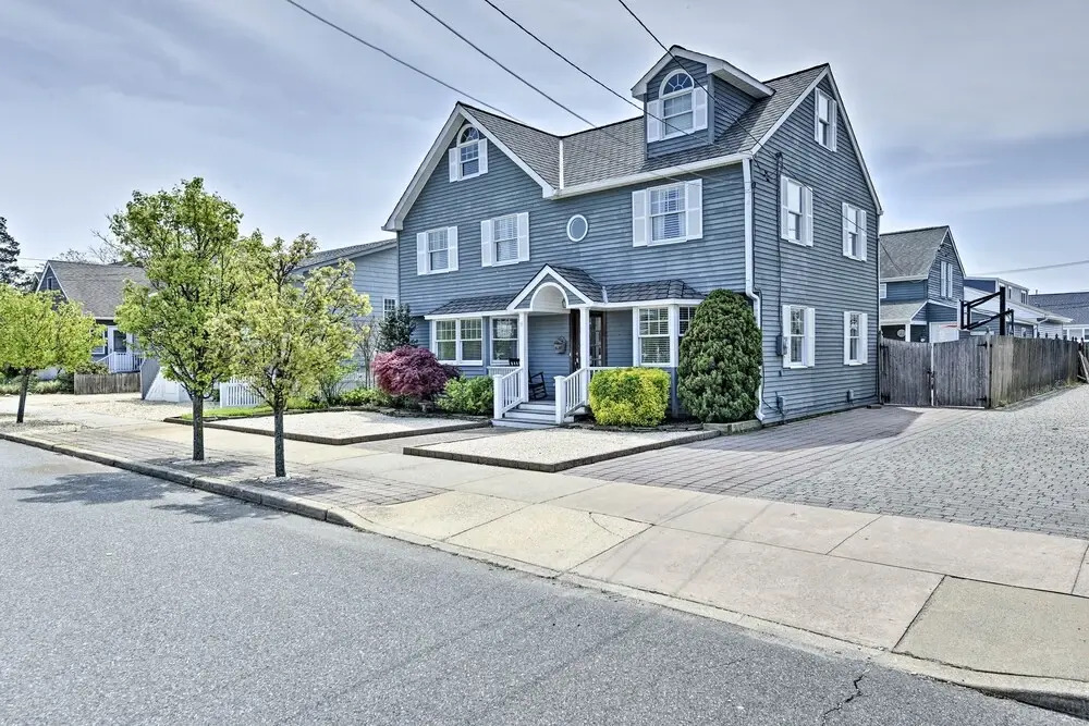 Lavallette House w/ Fenced Yard & Gas Grill!