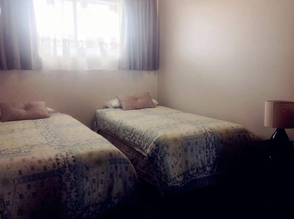 Rainbow Motel & Guest House
