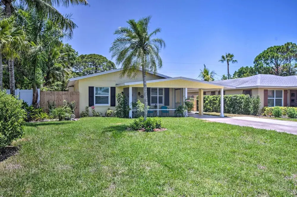 Tasteful Home w/ Patio + Grill < 2 Mi to Beach!