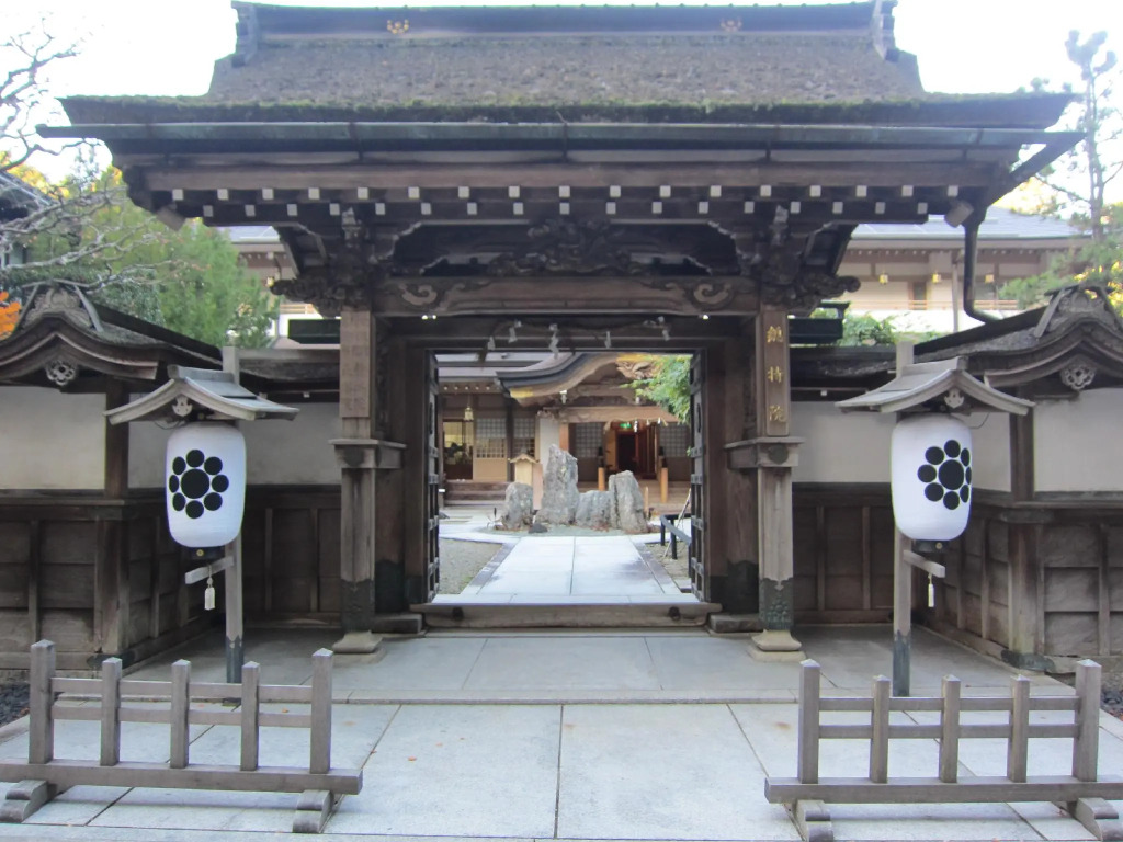 高野山 宿坊 総持院 -Koyasan Shukubo Soujiin