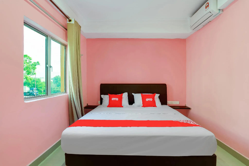 OYO 89387 Sun Keerana Hotel