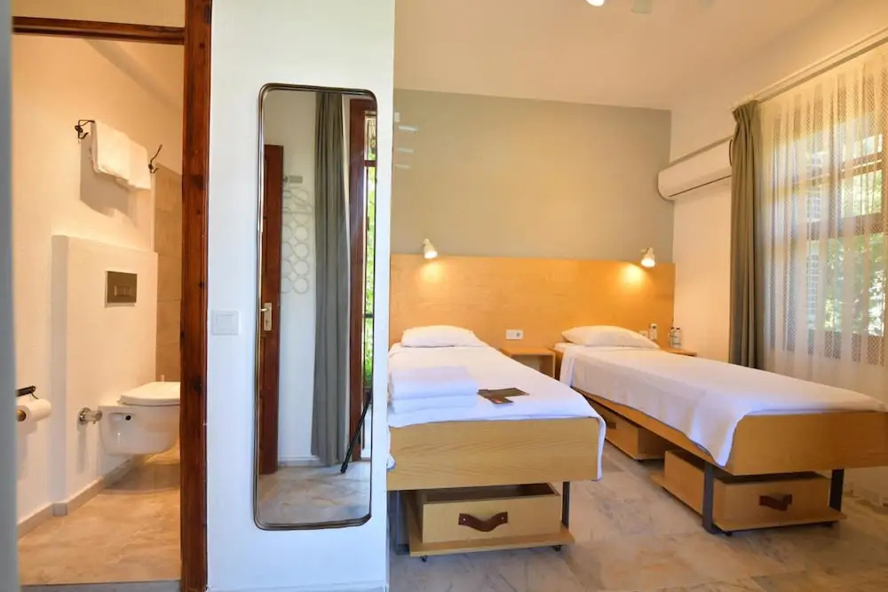 No 22 Riders Inn