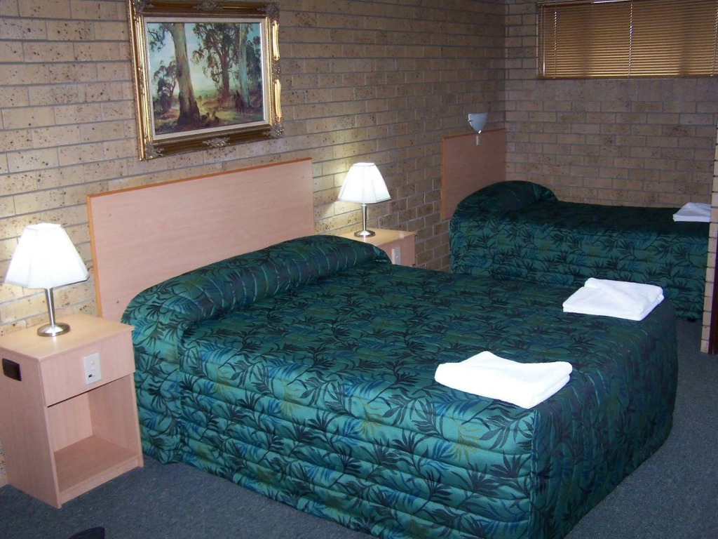 Macintyre Motor Inn