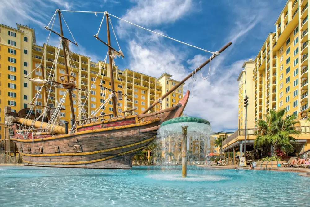 Upstay: Family-friendly Getaway With Spa & Pool