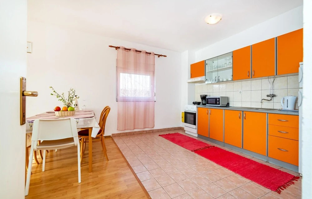 Beautiful Apartment in Rovanjska With 2 Bedrooms and Wifi