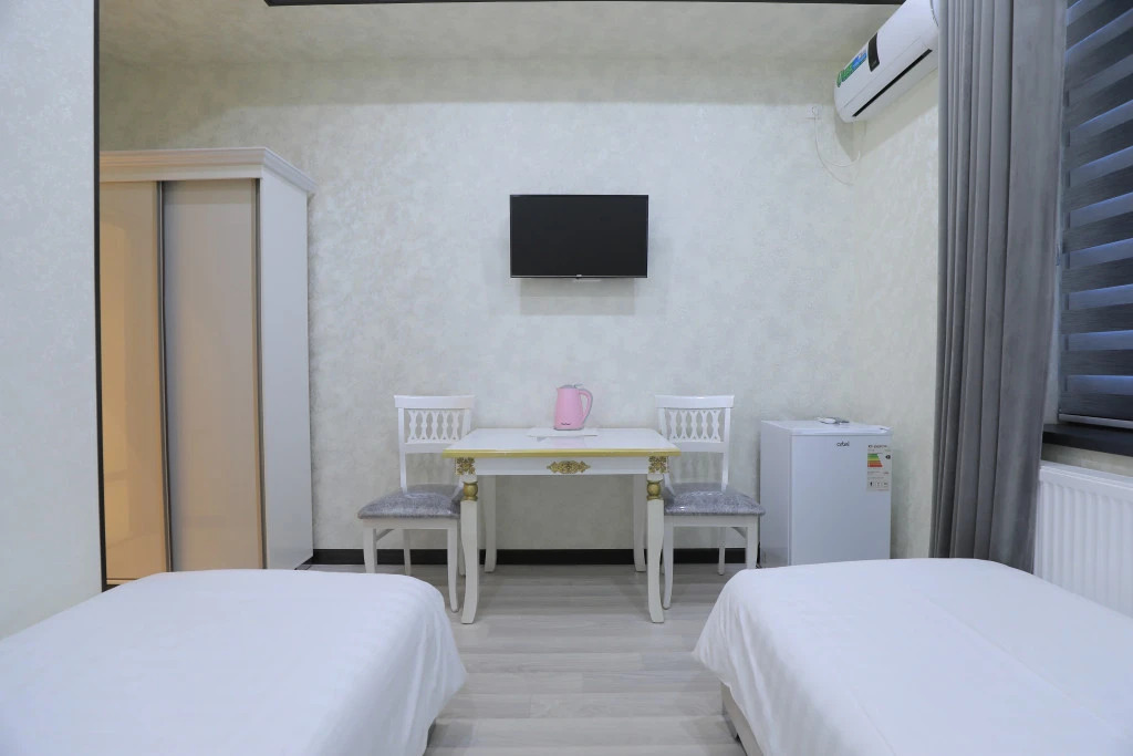 SAFIRA Hotel