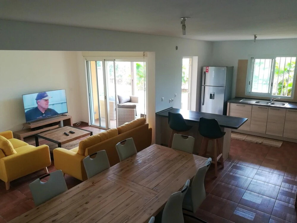 House with 4 Bedrooms in Saint Gilles Les Hauts, with Wonderful Sea View, Enclosed Garden And Wifi - 6 Km From the Beach