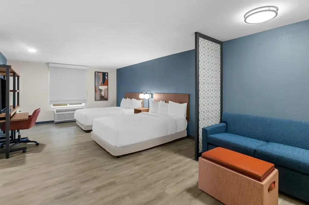Everhome Suites Wichita Northeast by Choice Hotels