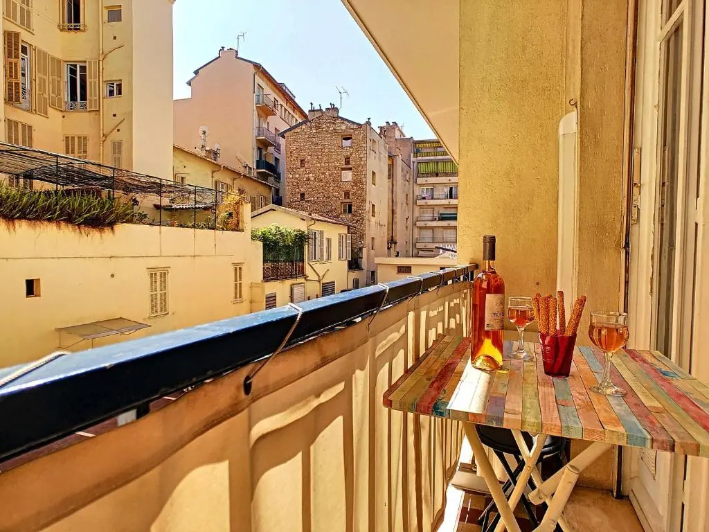 Nestor&Jeeves - PASSION RIVIERA - Central - Close sea - Balcony