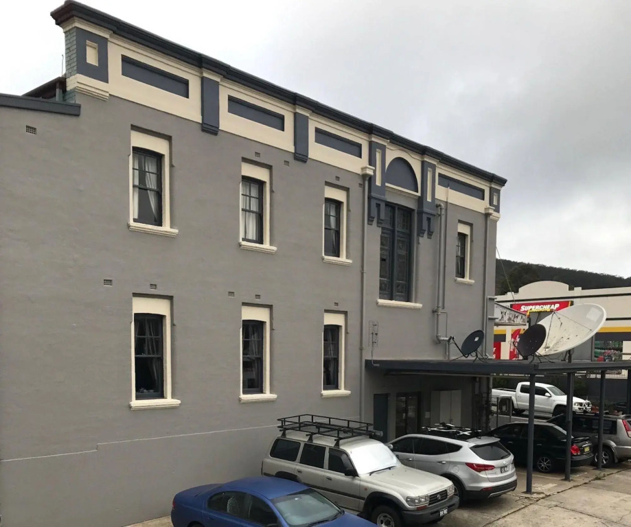 Commercial Hotel Motel Lithgow