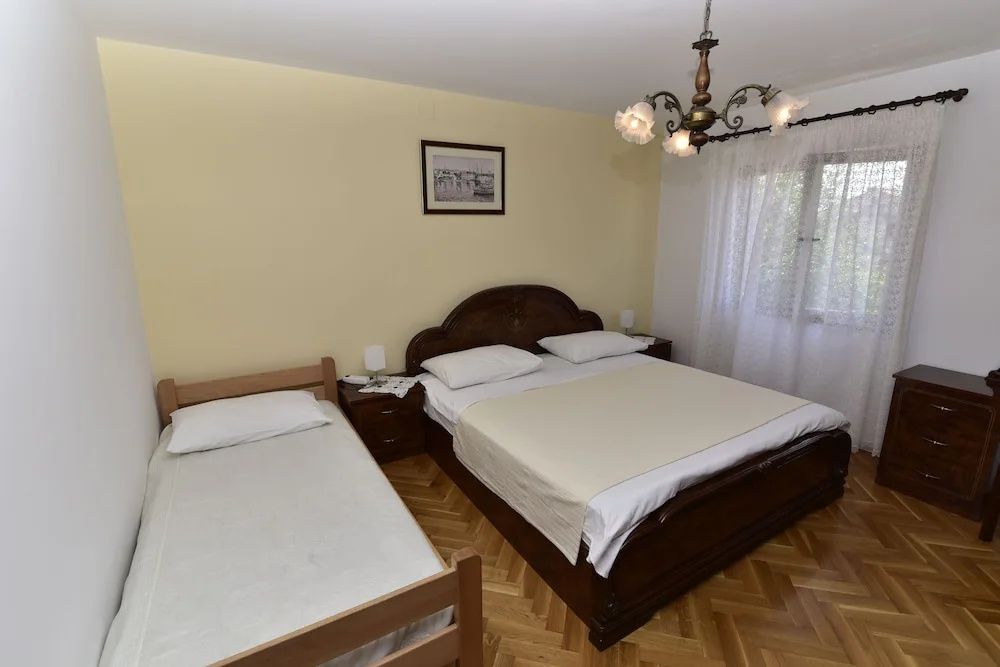 Guest house Tom