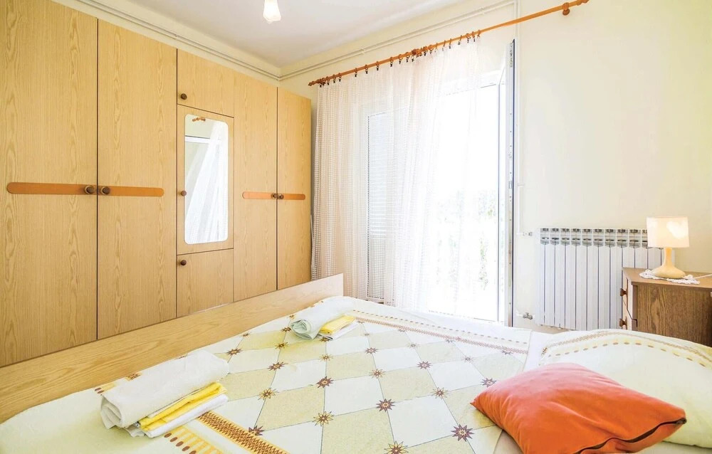 Nice Home in Kampor With Wifi and 1 Bedrooms