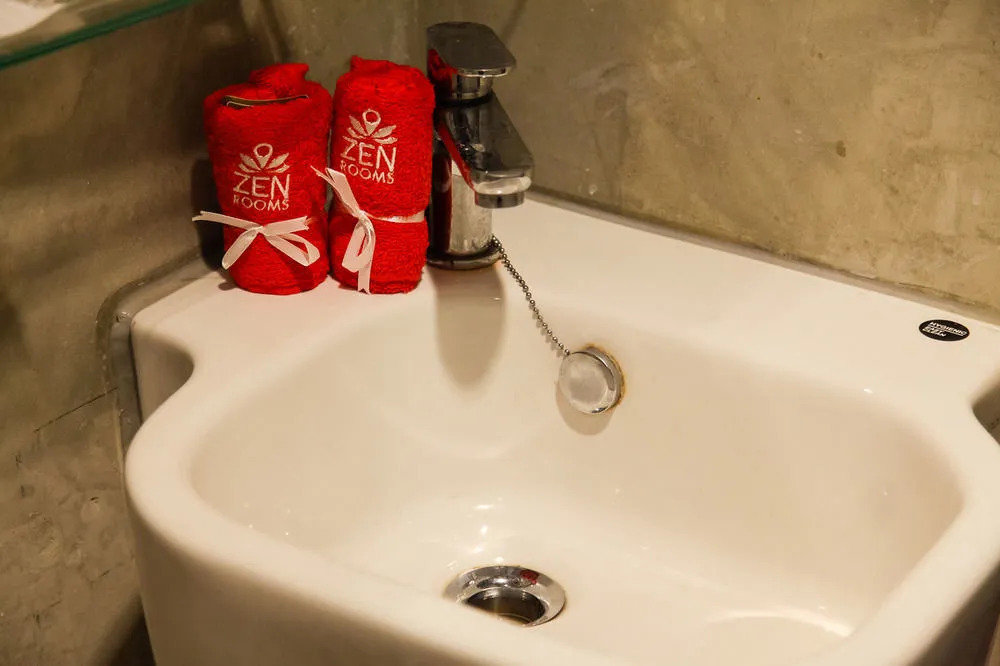 ZEN Rooms Suanplu Soi 7
