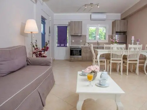 Flat 1 bedroom 1 bathroom - Nikiana