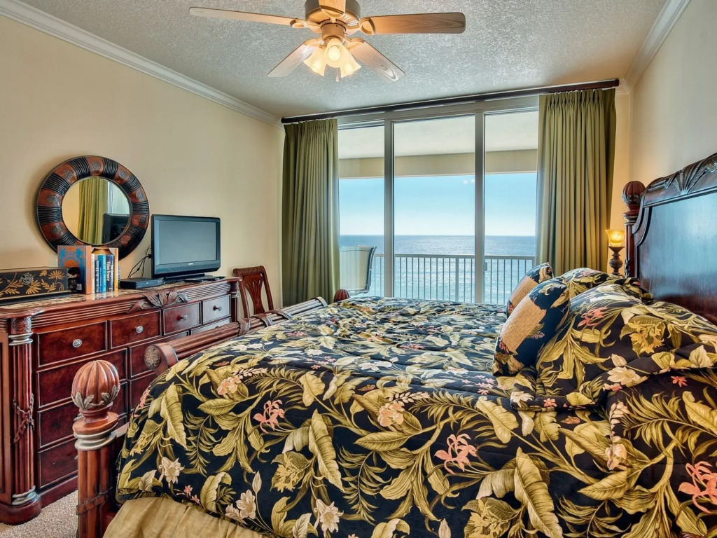 Palazzo 502 687065 by RedAwning
