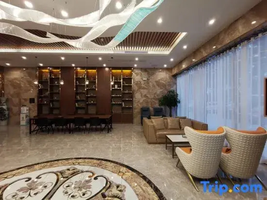 Yunpu International Hotel (Foshan Lecong Furniture World)