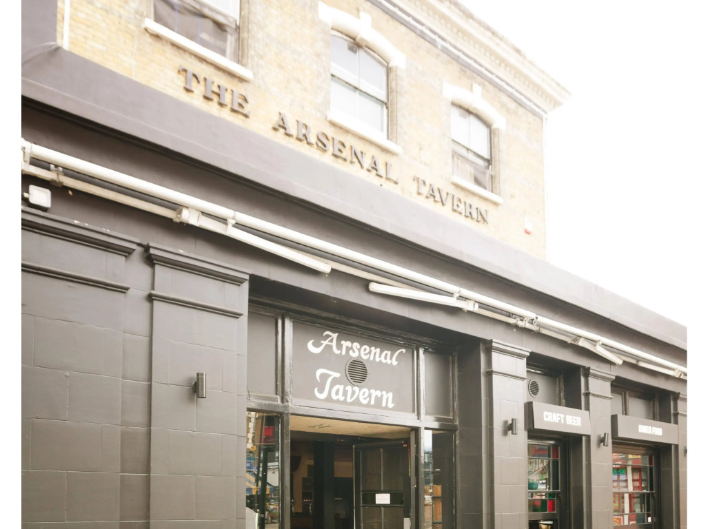 Arsenal Tavern Backpackers