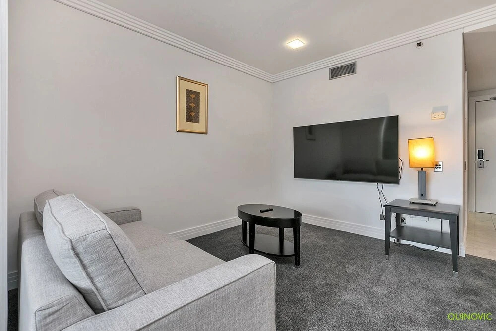 QV 1 Bedroom w Kitchen Laundry CBD 1059