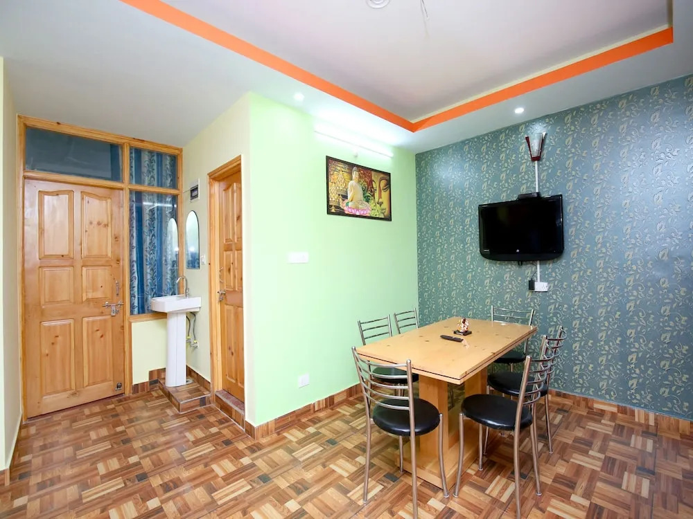 OYO 13708 Home 2BHK Kamyana
