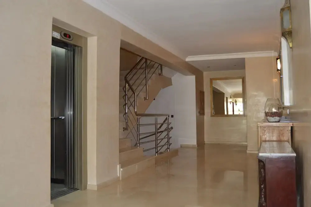 El Hamra 2