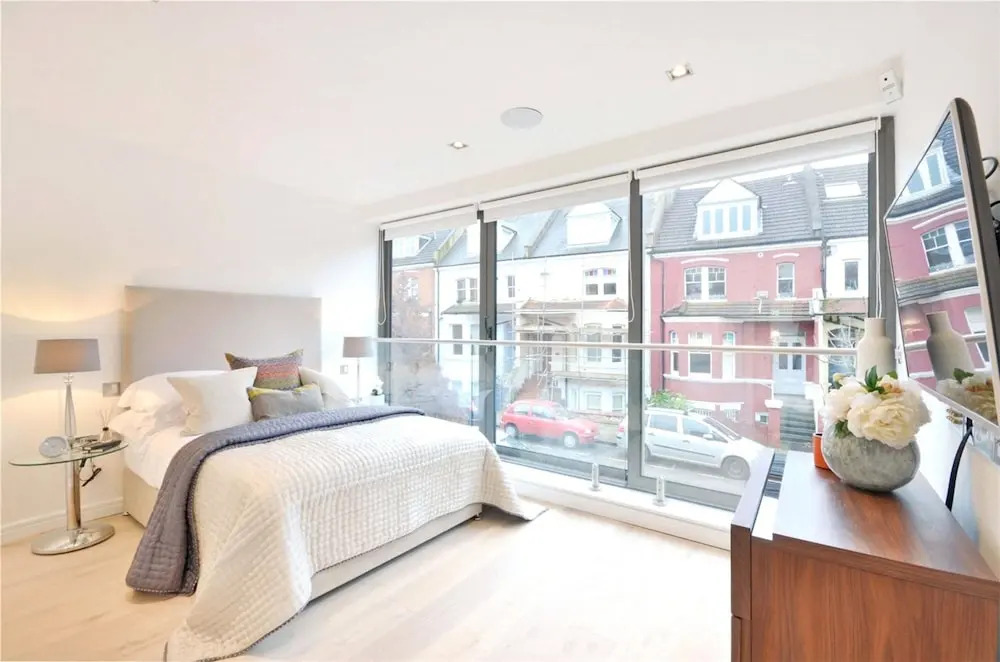 2 Bedroom House In West Hampstead