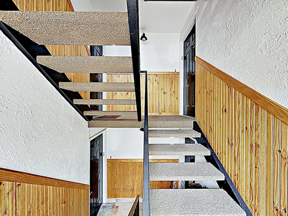New Listing! Ski Haven - Walk To Resort Base 2 Bedroom Condo