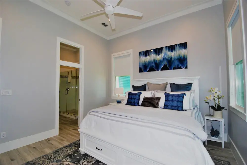 Seaglass Cottage - Private Home At The Shores 3 Bedroom Home by RedAwning