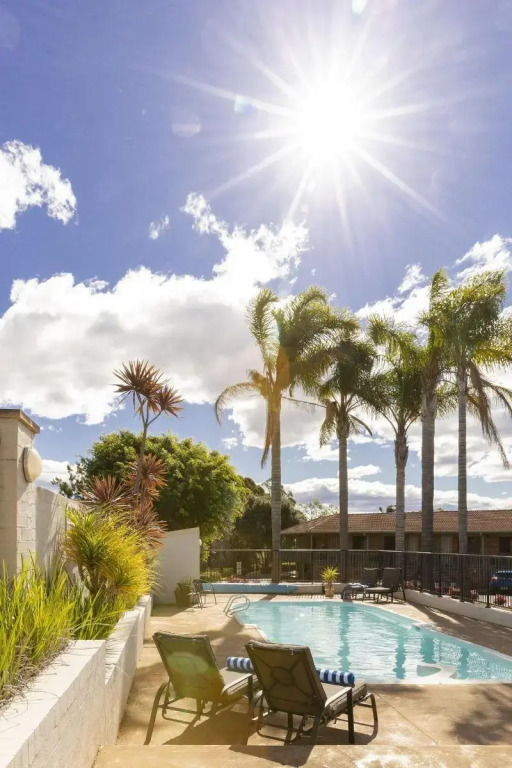 Sunseeker Motor Inn
