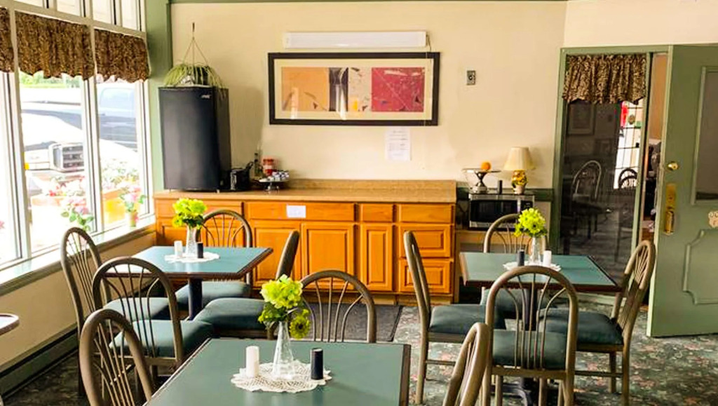 Surrey Inn Ashland