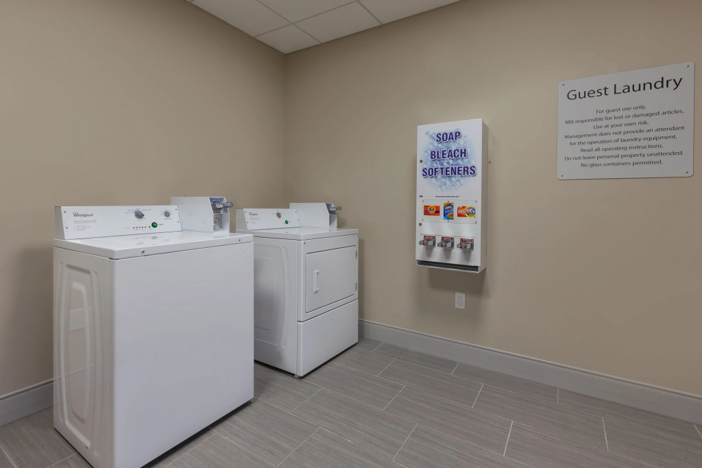 Holiday Inn Express & Suites - Cedar Springs - Grand Rapids N by IHG