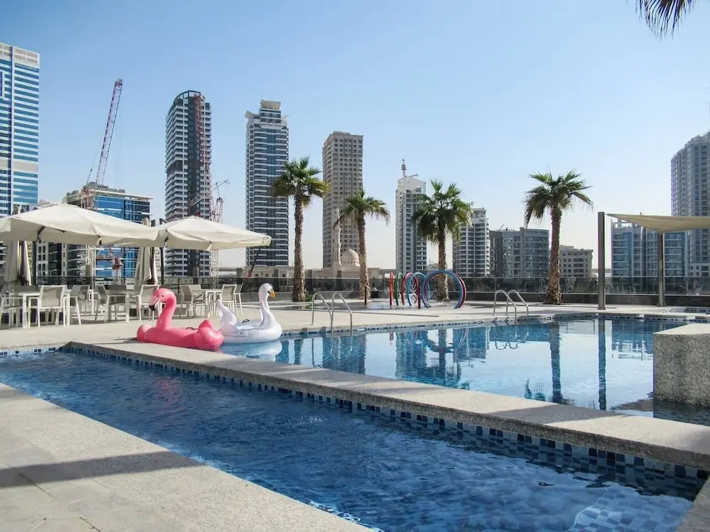 Ornate 1BR w/ Breathtaking Marina Views!