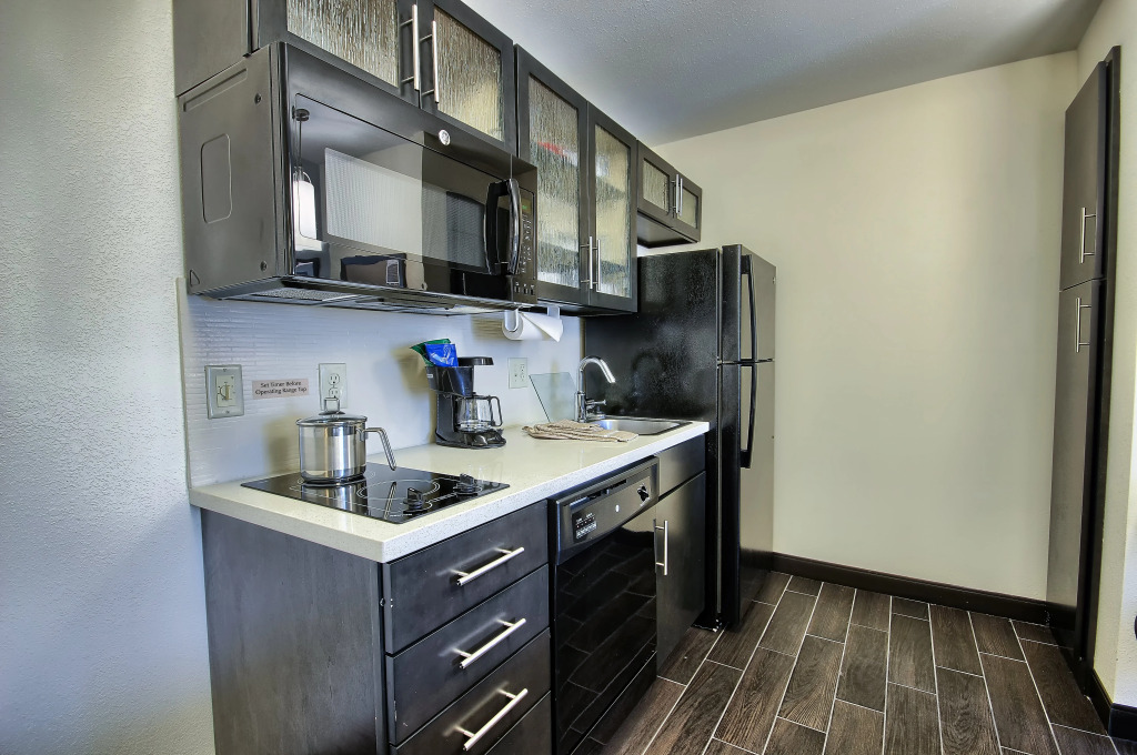 Candlewood Suites Columbus - Grove City by IHG