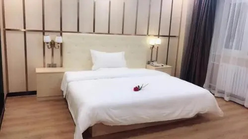 7 Days Premium Jinan Yaoqiang International Airport