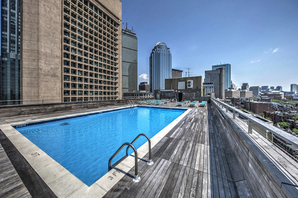 Perfect Location! Great Amenities Included!