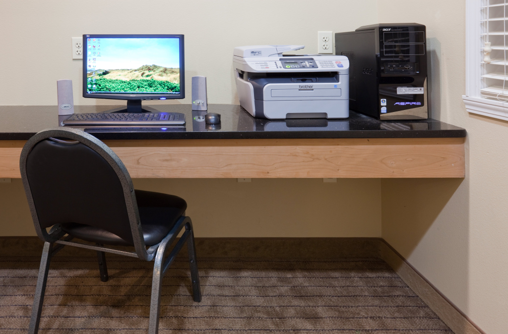 Holiday Inn Express Devils Lake by IHG